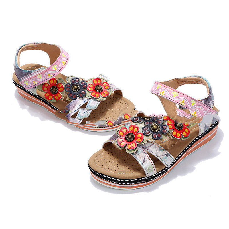 Marchez avec style – Sandales fleuries grande taille tendance