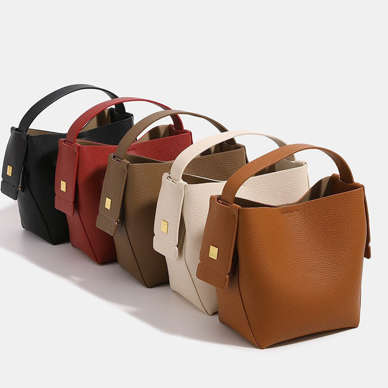 Sac bandoulière en cuir – Élégance vintage pour femmes actives